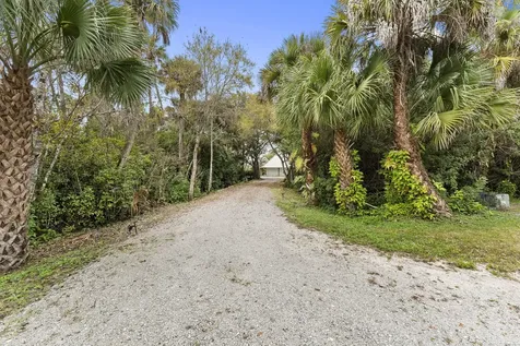 4856 River Place Fort Pierce FL 34982