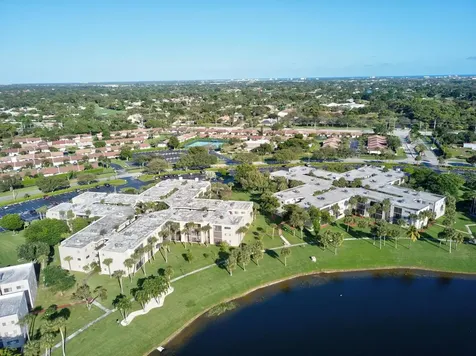 5130 Las Verdes Circle Delray Beach FL 33484