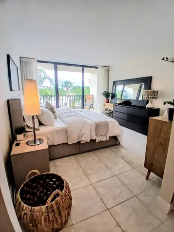 1830 Embassy Drive West Palm Beach FL 33401