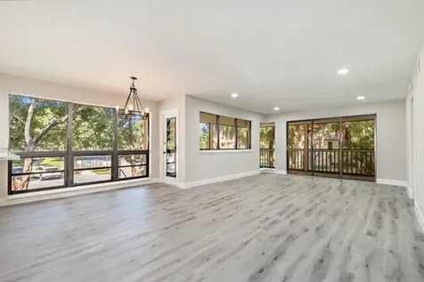 307 Brackenwood Circle Palm Beach Gardens FL 33418