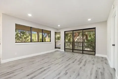 307 Brackenwood Circle Palm Beach Gardens FL 33418