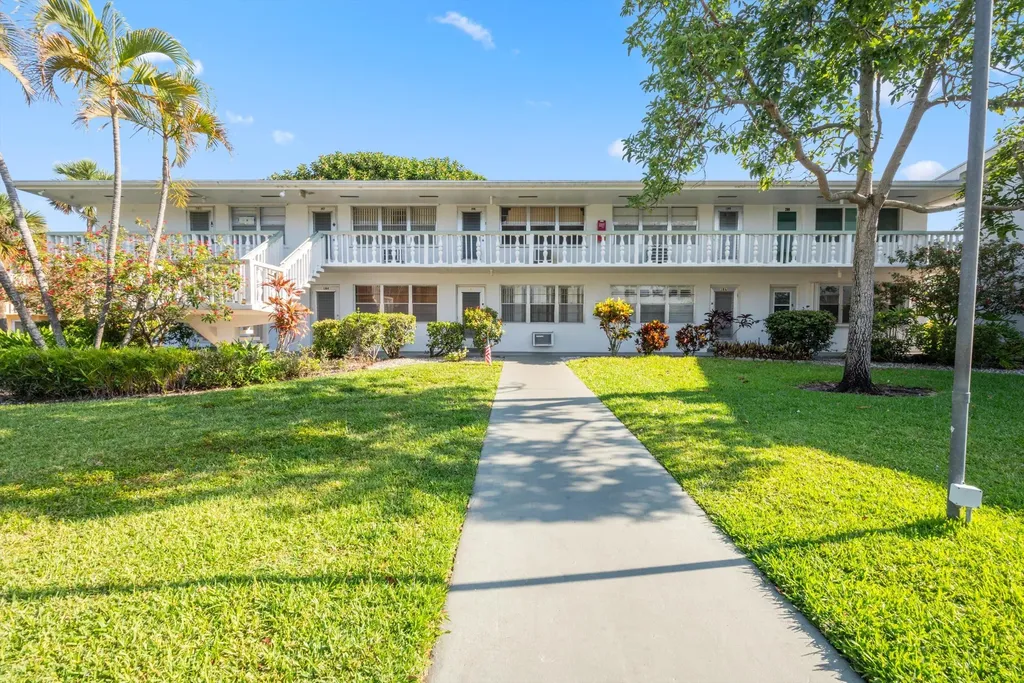 185 Andover West Palm Beach FL 33417
