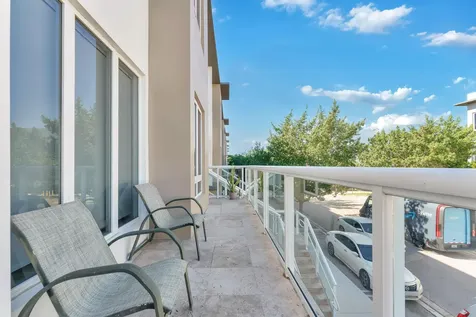 10220 NW 63rd Terrace Doral FL 33178