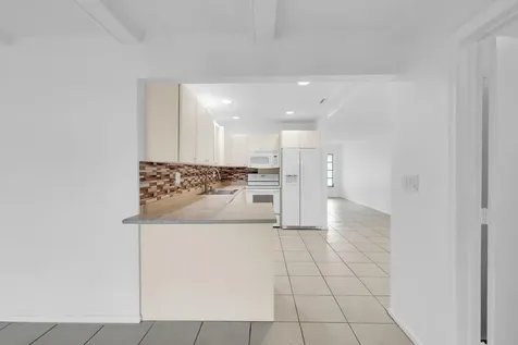 685 Ipswich Street Boca Raton FL 33487