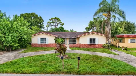 685 Ipswich Street Boca Raton FL 33487