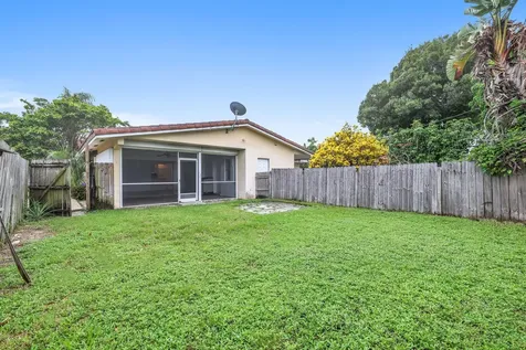 685 Ipswich Street Boca Raton FL 33487