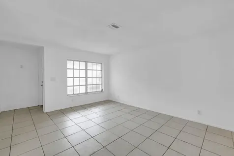 685 Ipswich Street Boca Raton FL 33487