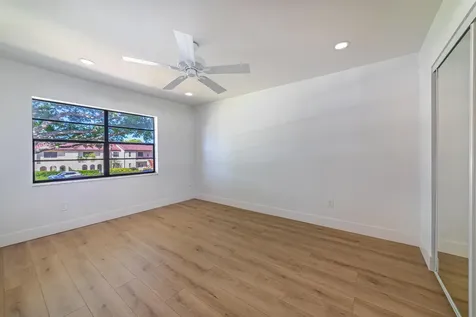 21864 Arriba Real Boca Raton FL 33433