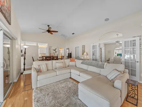 1149 Se Cambridge Drive Port Saint Lucie FL 34952