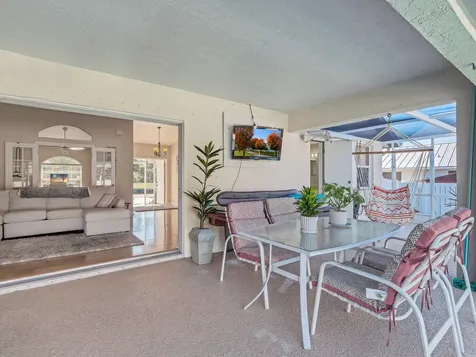 1149 Se Cambridge Drive Port Saint Lucie FL 34952