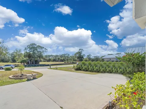 1149 Se Cambridge Drive Port Saint Lucie FL 34952