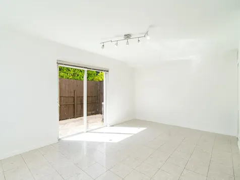 1323 Ne 5th Avenue Fort Lauderdale FL 33304
