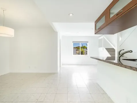 1323 Ne 5th Avenue Fort Lauderdale FL 33304