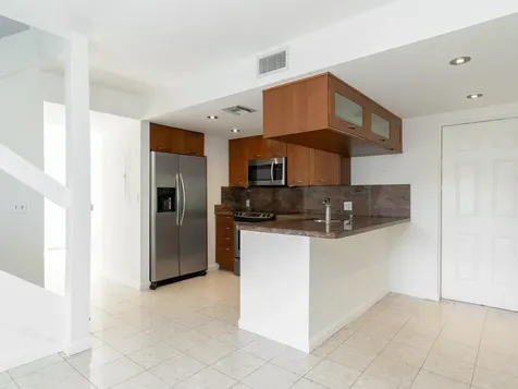 1323 Ne 5th Avenue Fort Lauderdale FL 33304