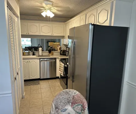 3138 Via Poinciana Lake Worth FL 33467