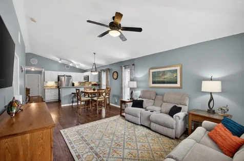 1095 Via Jardin Riviera Beach FL 33418