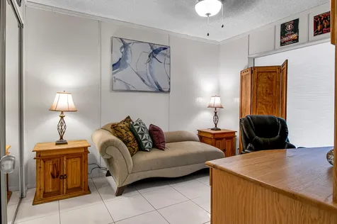 8182 Springtree Road Boca Raton FL 33496