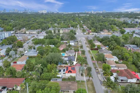 515 Ne 139 Street North Miami FL 33161