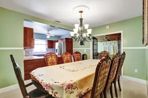 515 Ne 139 Street North Miami FL 33161