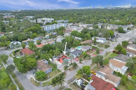 515 Ne 139 Street North Miami FL 33161