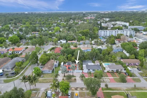 515 Ne 139 Street North Miami FL 33161