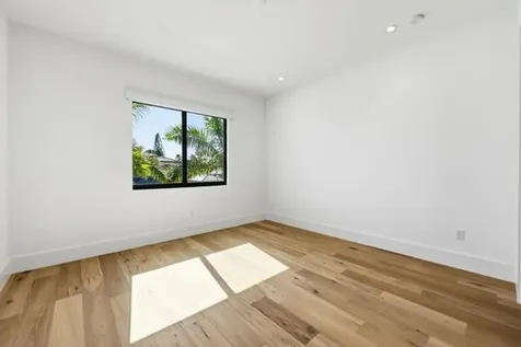 18417 Symphony Court Jupiter FL 33458