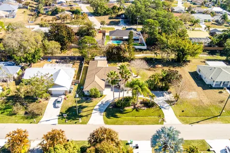 1443 Se Proctor Lane Port Saint Lucie FL 34983