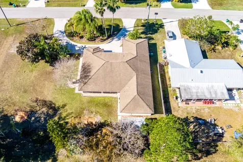 1443 Se Proctor Lane Port Saint Lucie FL 34983