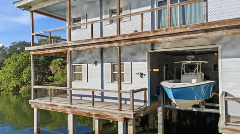 953 Thayer Lane Jupiter FL 33458