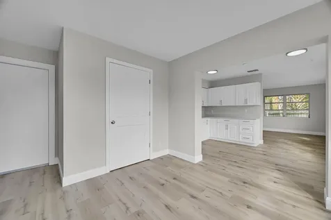 8487 Se Begonia Way Hobe Sound FL 33455