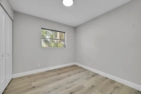 8487 Se Begonia Way Hobe Sound FL 33455
