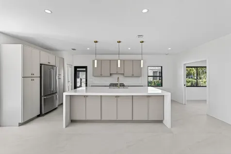 1004 Avon Road West Palm Beach FL 33401