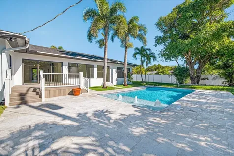 1004 Avon Road West Palm Beach FL 33401