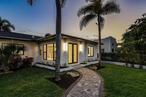 1004 Avon Road West Palm Beach FL 33401