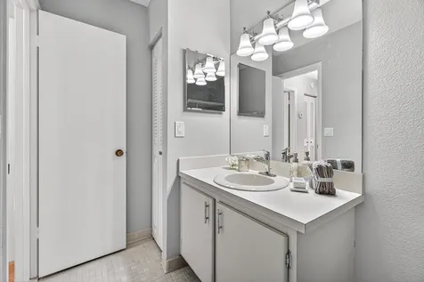 865 Nw 29th Avenue Delray Beach FL 33445