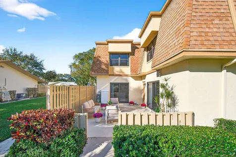 865 Nw 29th Avenue Delray Beach FL 33445