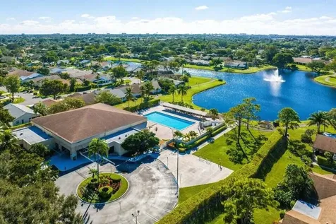 865 Nw 29th Avenue Delray Beach FL 33445