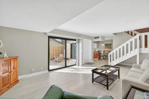 865 Nw 29th Avenue Delray Beach FL 33445
