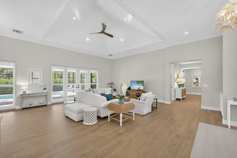 7748 Se Manhasset Place Hobe Sound FL 33455