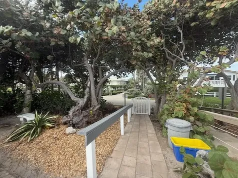 5520 N Ocean Boulevard Ocean Ridge FL 33435