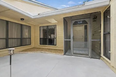6691 S Pine Court Palm Beach Gardens FL 33418