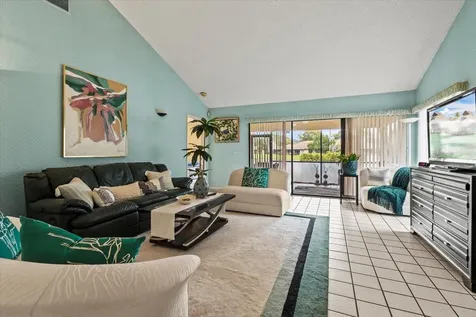 6691 S Pine Court Palm Beach Gardens FL 33418