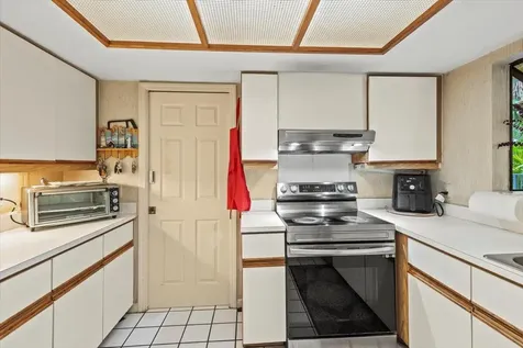 6691 S Pine Court Palm Beach Gardens FL 33418