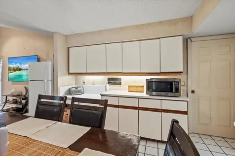 6691 S Pine Court Palm Beach Gardens FL 33418