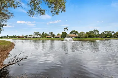 6691 S Pine Court Palm Beach Gardens FL 33418