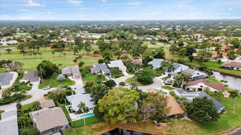 6691 S Pine Court Palm Beach Gardens FL 33418