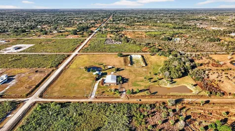 19939 Nw 250th Street Okeechobee FL 34972