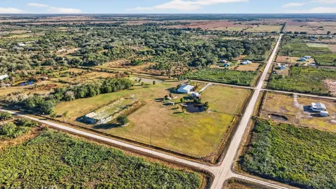 19939 Nw 250th Street Okeechobee FL 34972