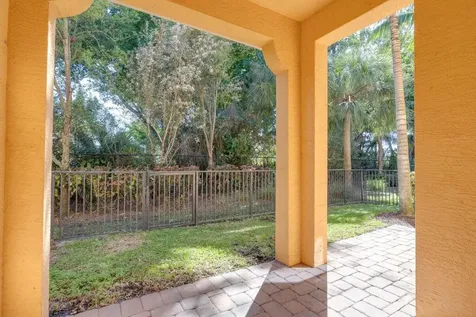 4628 Mediterranean Circle Palm Beach Gardens FL 33418