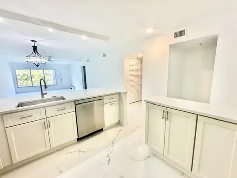 9071 Tracy Court Boca Raton FL 33496